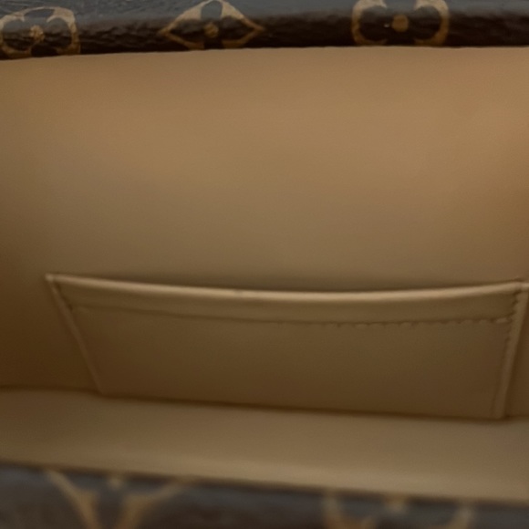 LIKE NEW LIMITED EDITION Louis Vuitton Trunk Bag - Picture 12 of 14